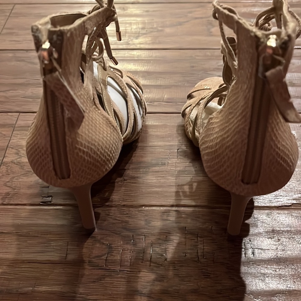 White House Black Market Chayne Gladiator Sandals with Heel Zip - Picture 3 of 7